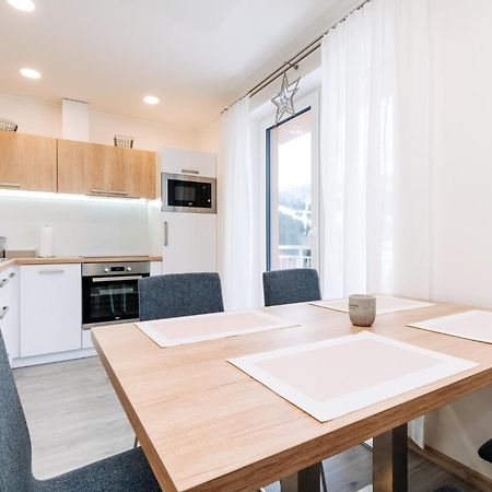 Apartment Hugo Klinovec Loučná pod Klínovcem Buitenkant foto