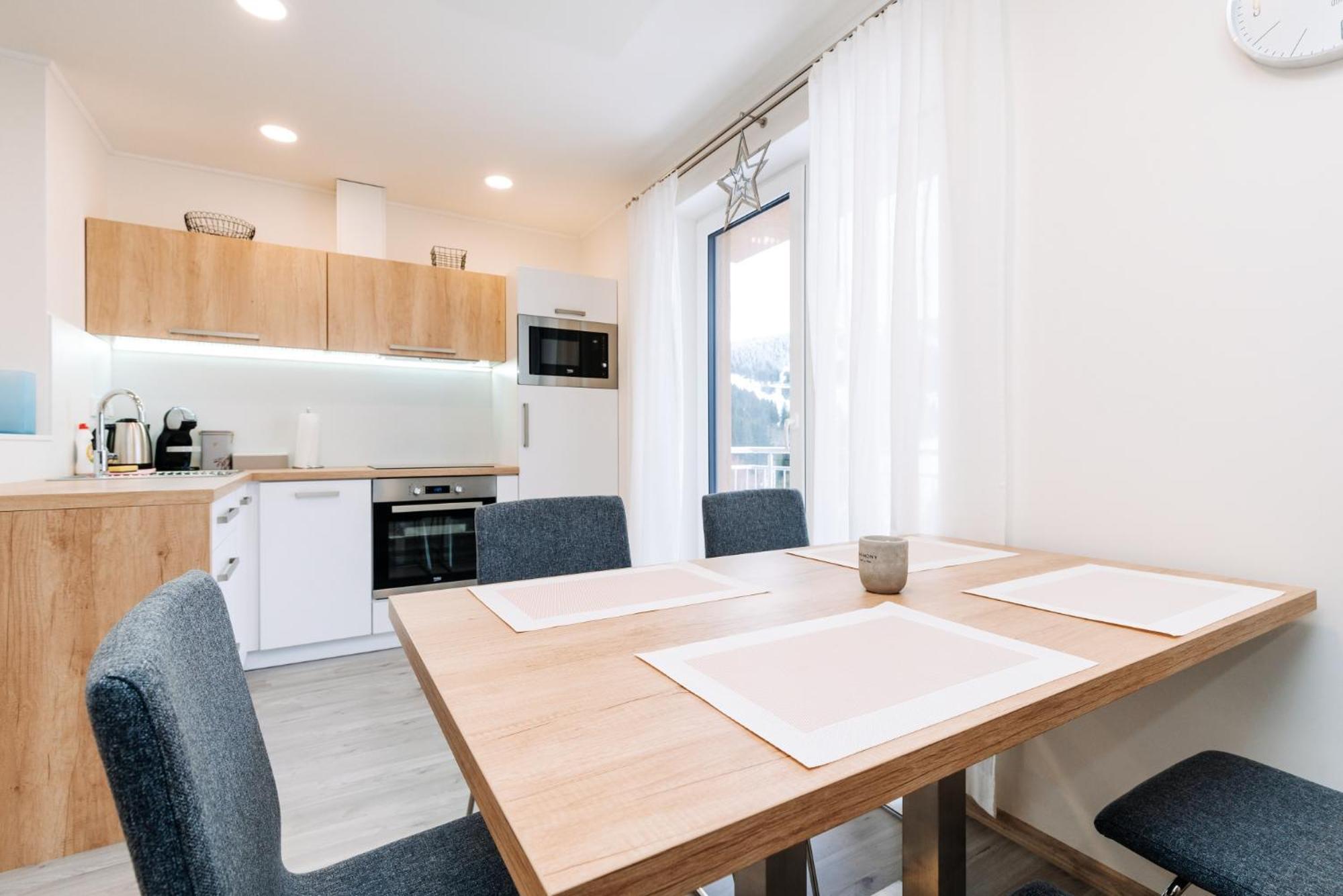 Apartment Hugo Klinovec Loučná pod Klínovcem Buitenkant foto